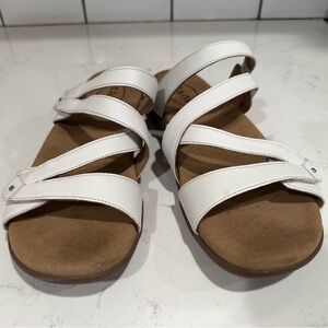 Taos Double U White Women's White Strappy Sandals. Size 10